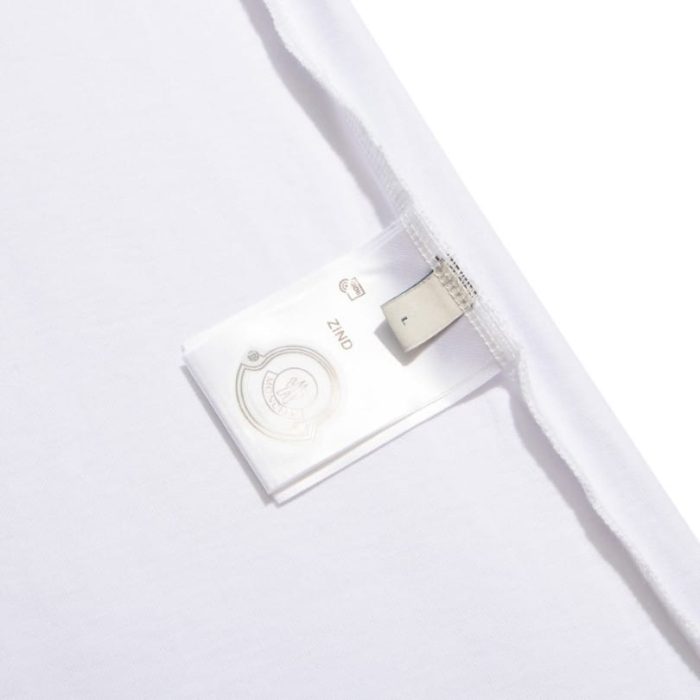 T-shirt Moncler White Logo Crewneck MCL028 - Image 9