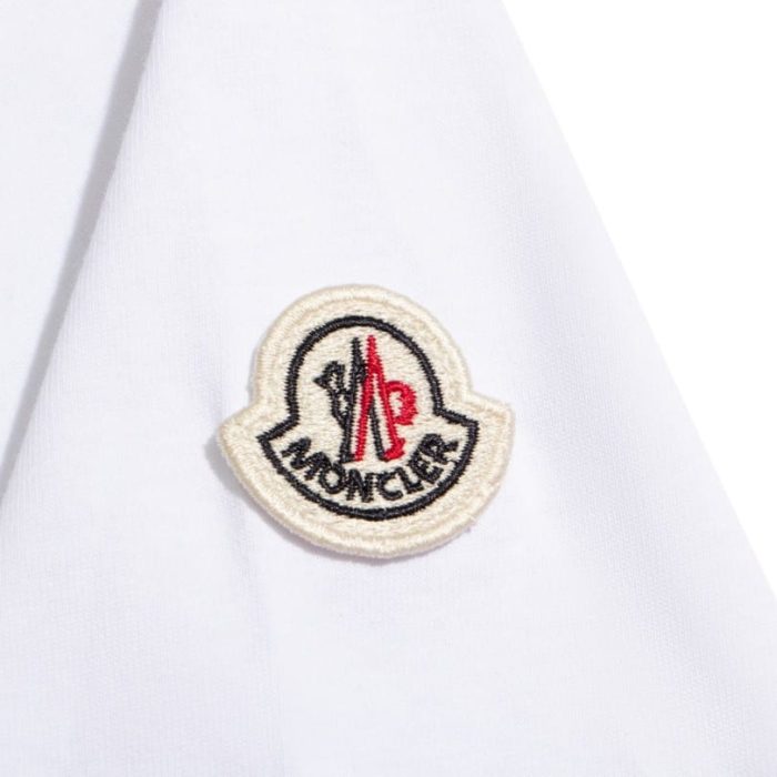 T-shirt Moncler White Logo Crewneck MCL028 - Image 5