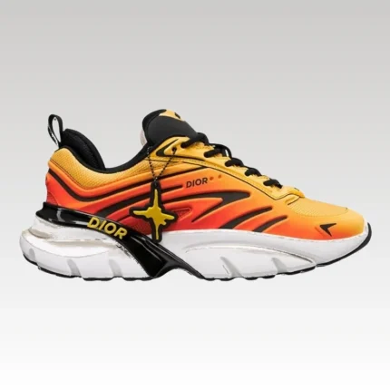 Christian Dior B44 Blade Sneaker Vs Kaws DO164 - Drip Slum