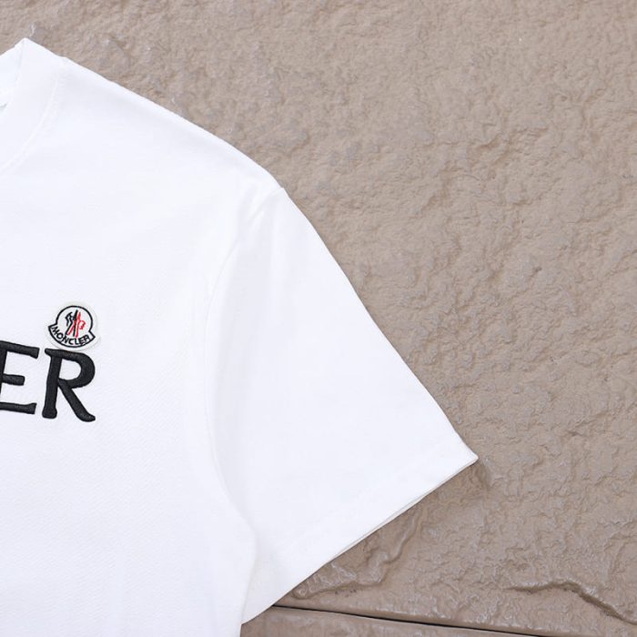 T-shirt Moncler Enfant  MCL054 - Image 4